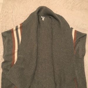 Old Navy 💙 grey cardigan 🌺